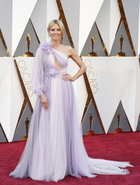 heidi-klum-at-88th-annual-academy-awards-in-hollywood-02-28-2016_6